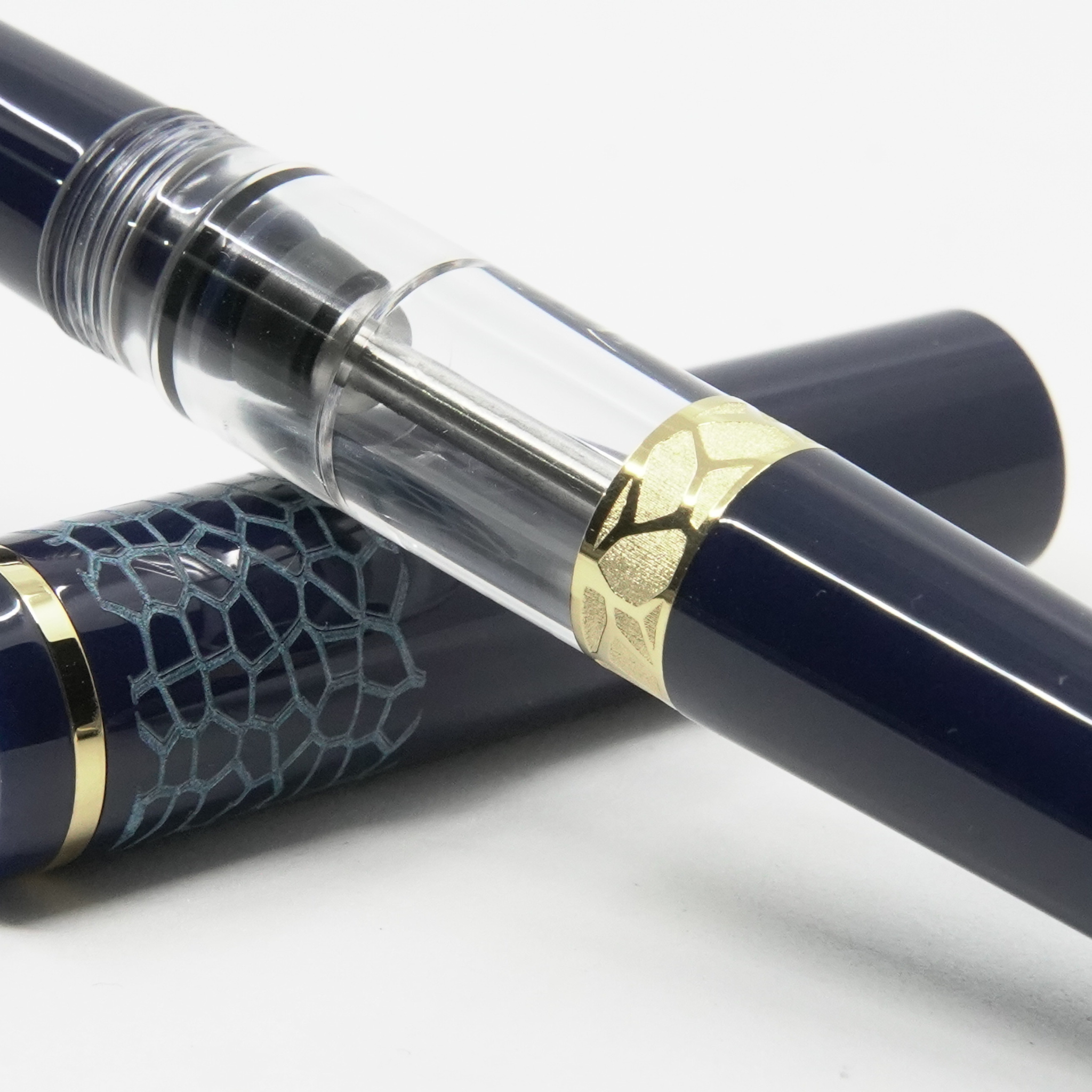 Gioia Luminosa Deep Blue Fountain Pen