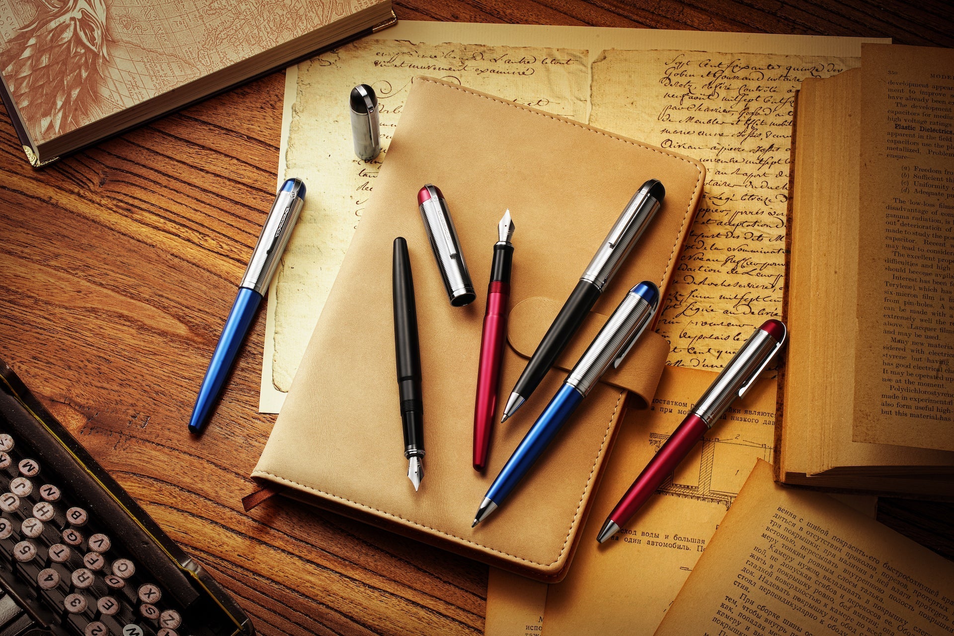 Wahl-Eversharp Skyline Red Silver Cap - Ballpoint Pen