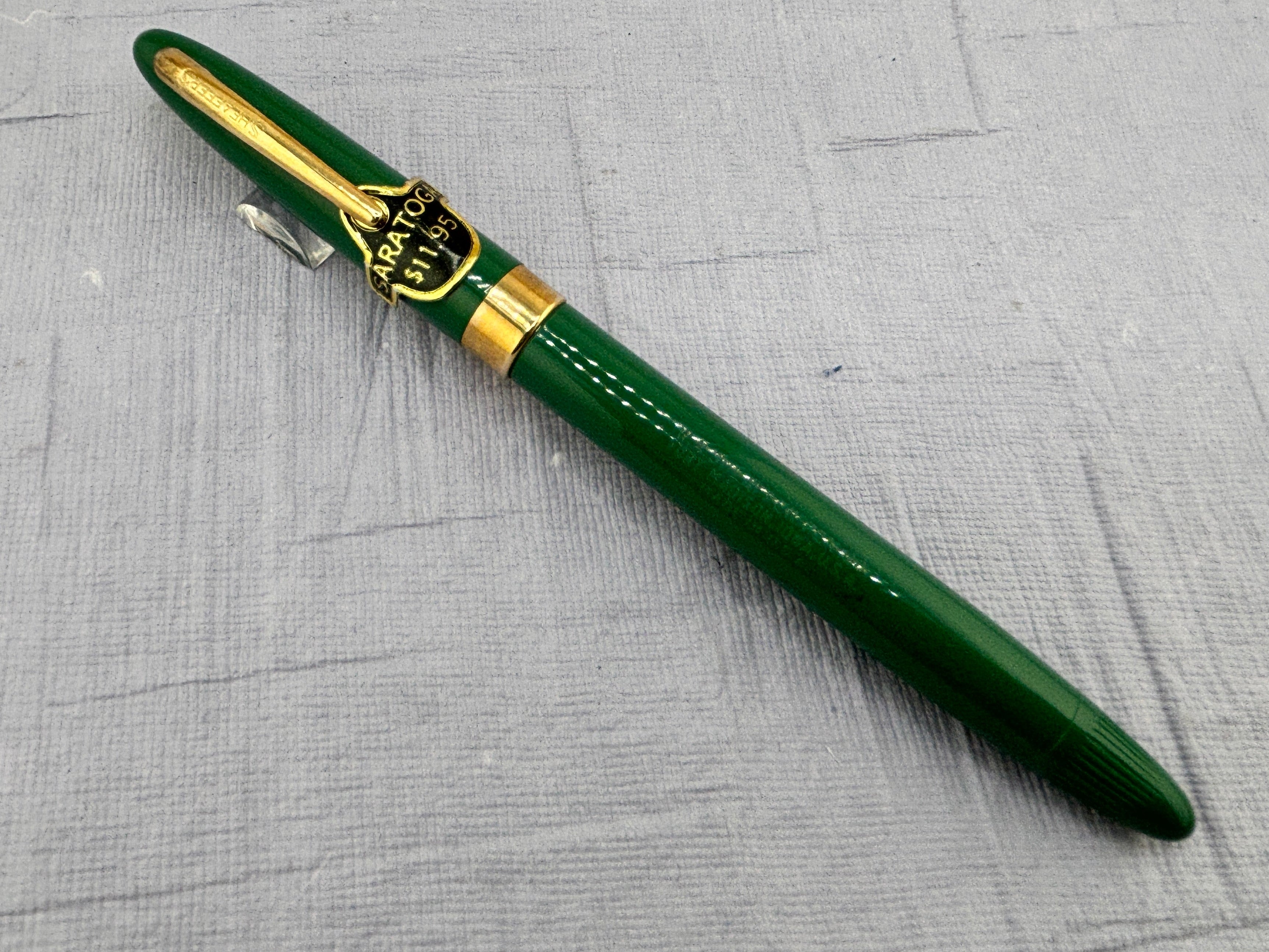SHEAFFER Saratoga Green Pastel Fine 14K Nib - Fountain Pen  *New Old Stock!*