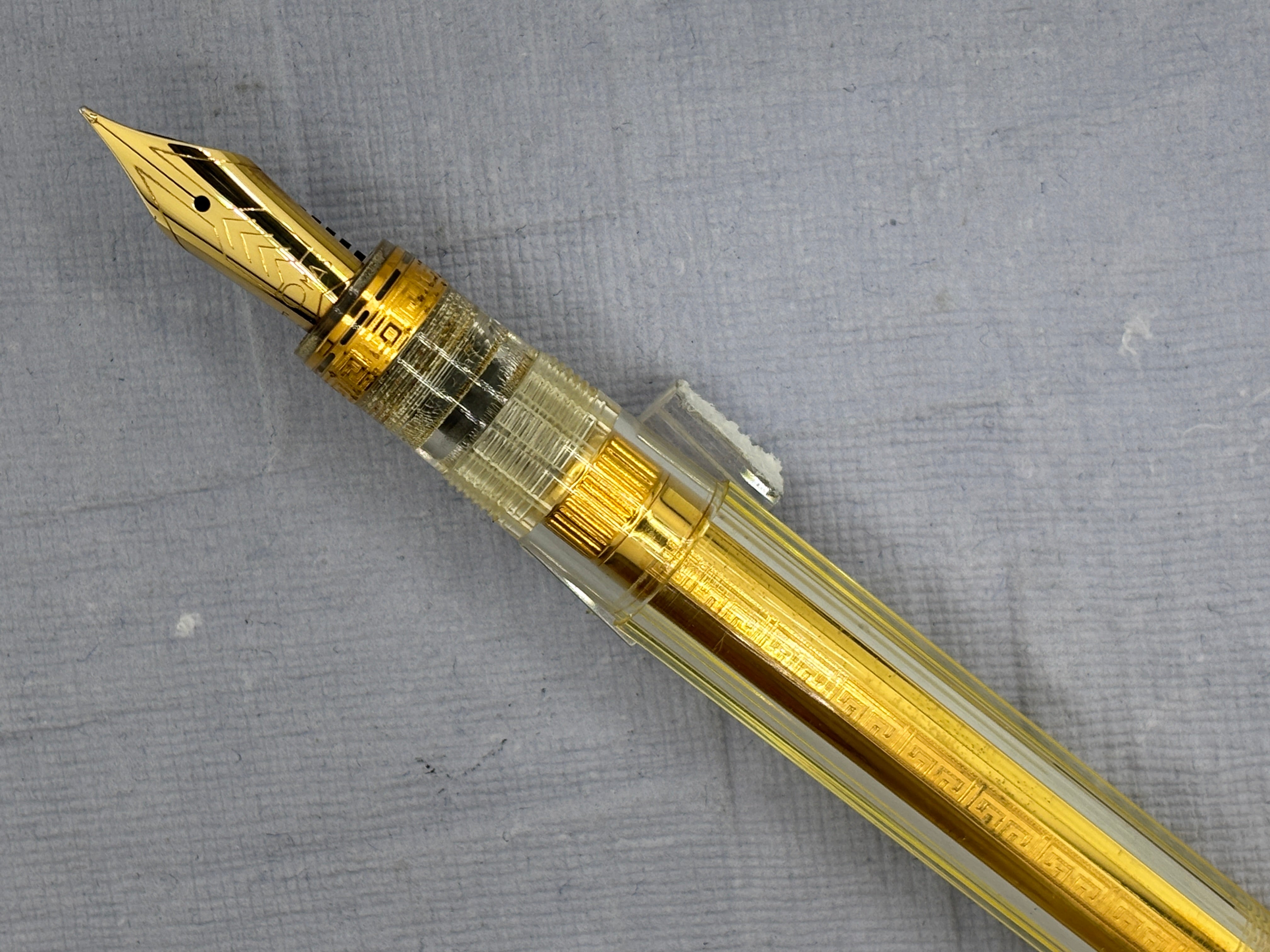 Omas Ogiva Vision Traveller Transparent Demonstrator - Fountain Pen