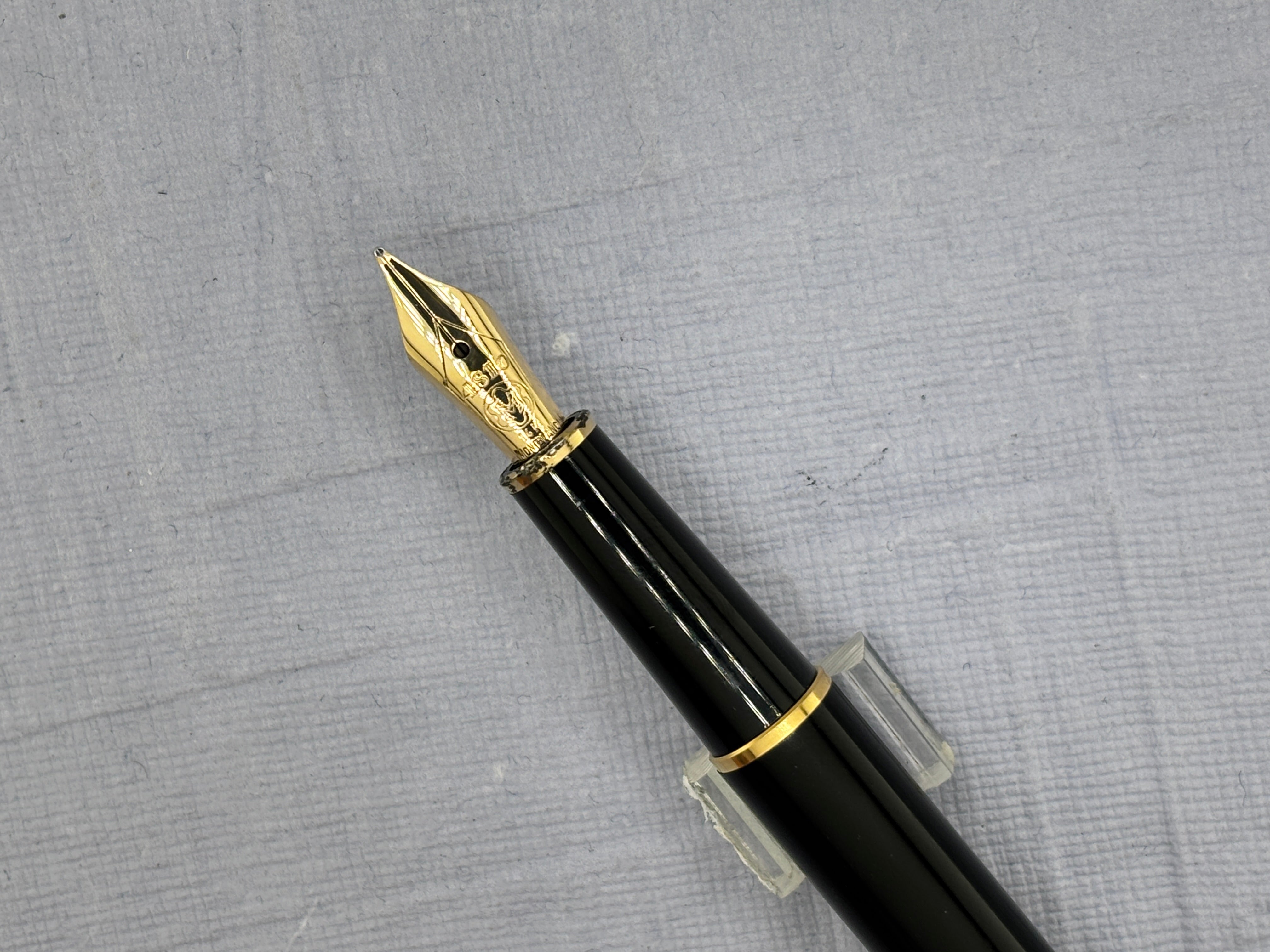 Montblanc Meisterstück Classique Model 144 Black with Gold Trim - Fountain Pen