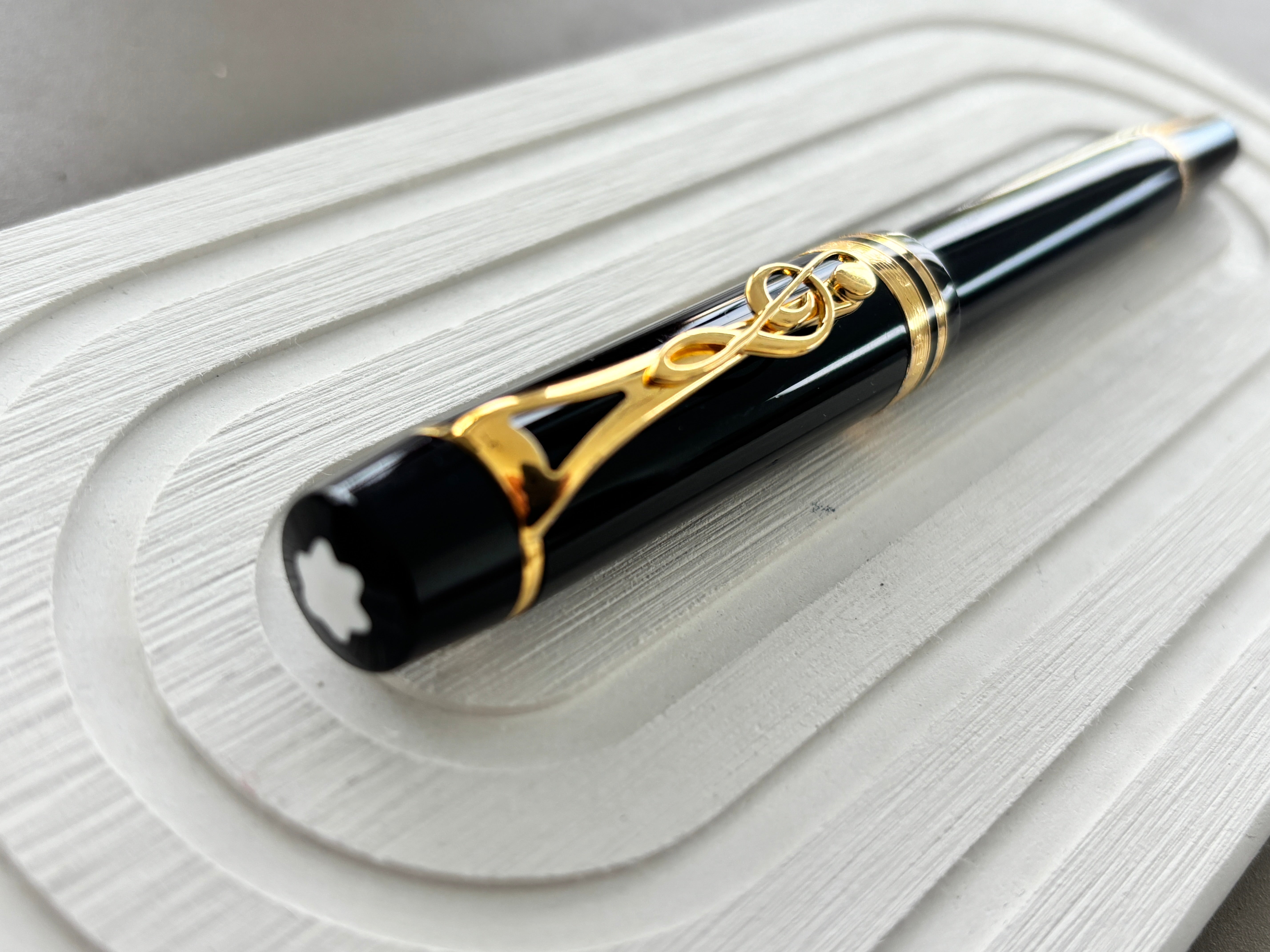 Montblanc Philharmonia of the Nations Tribute to Leonard Bernstein - Fountain Pen
