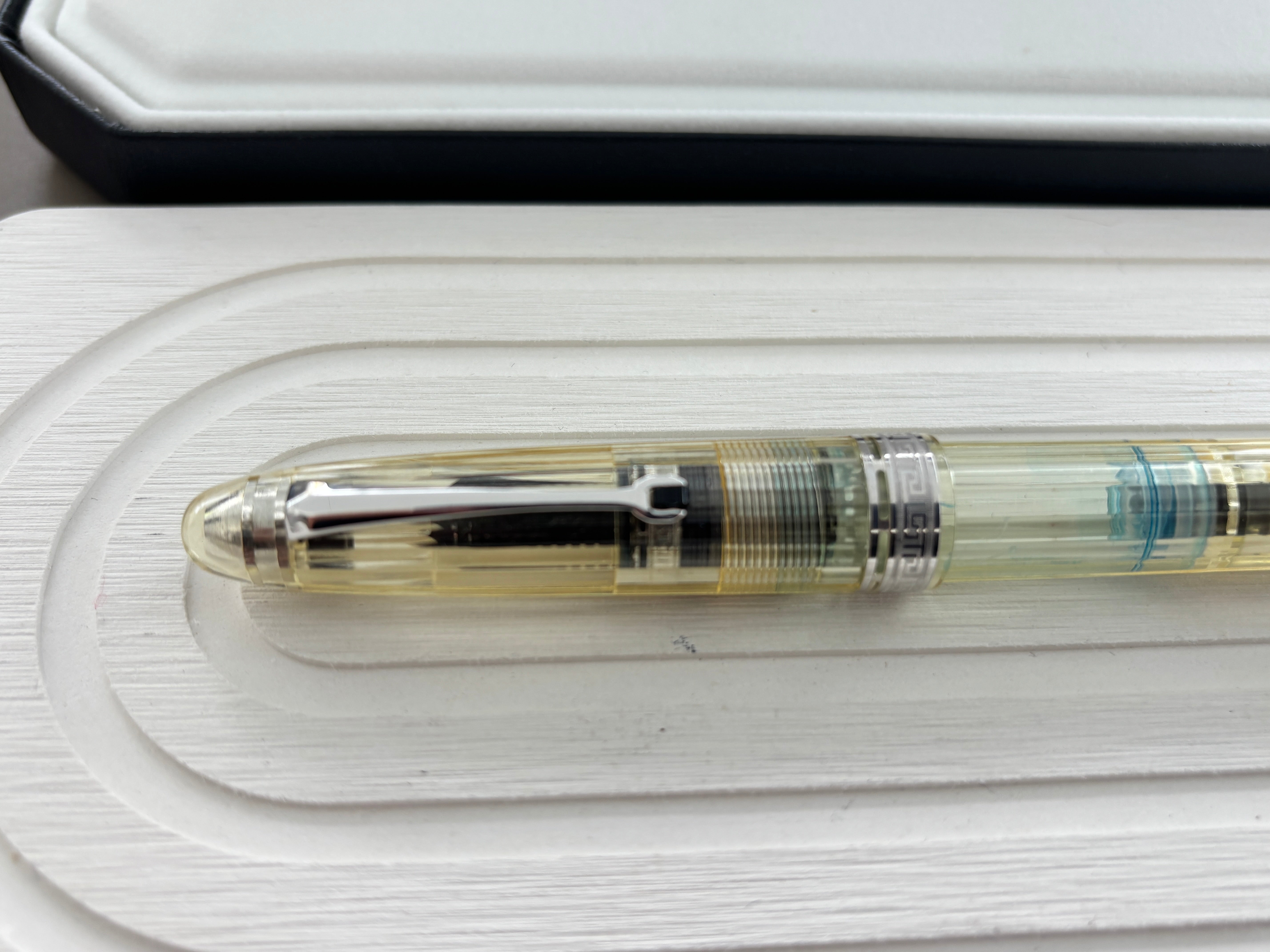 Omas Ogiva Vision Clear Demonstrator Piston Filler - Fountain Pen