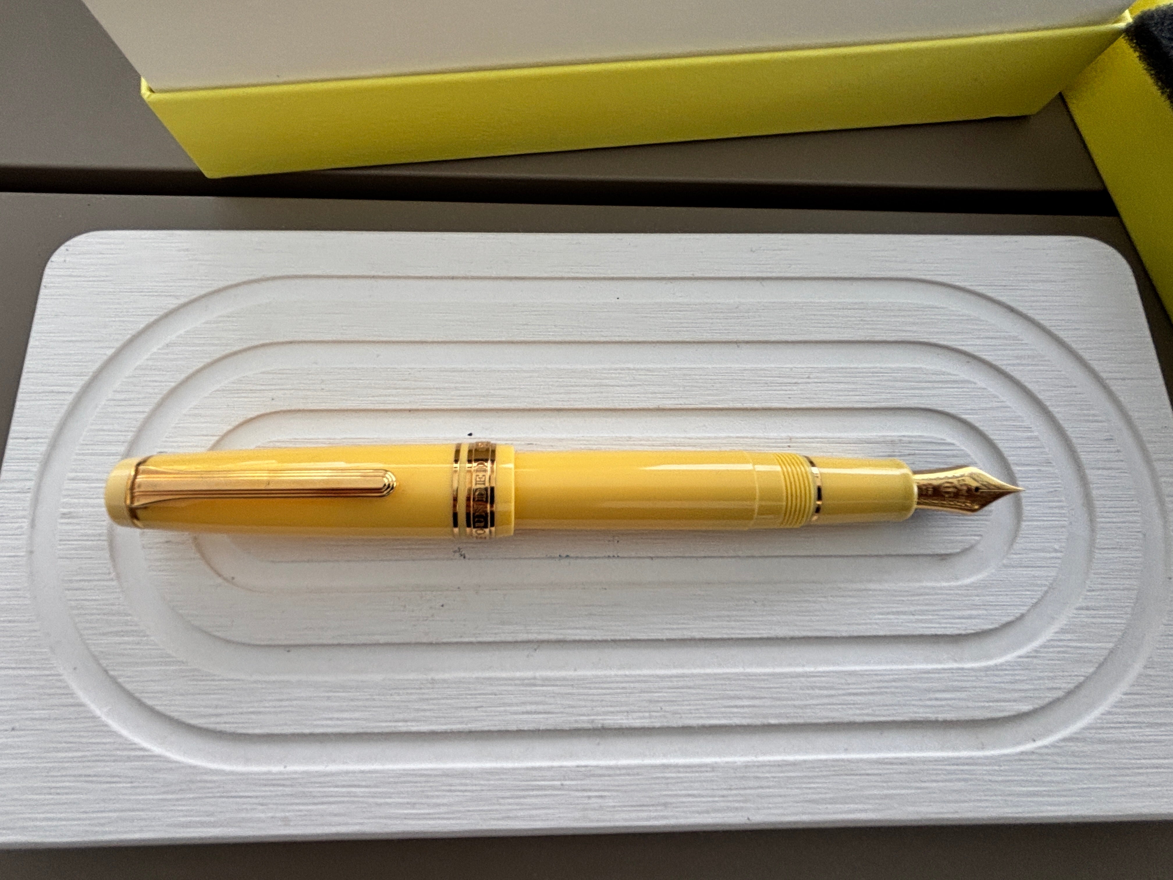 Sailor 1911 Large Size Pro Gear Yellow Musang - Fountain Pen