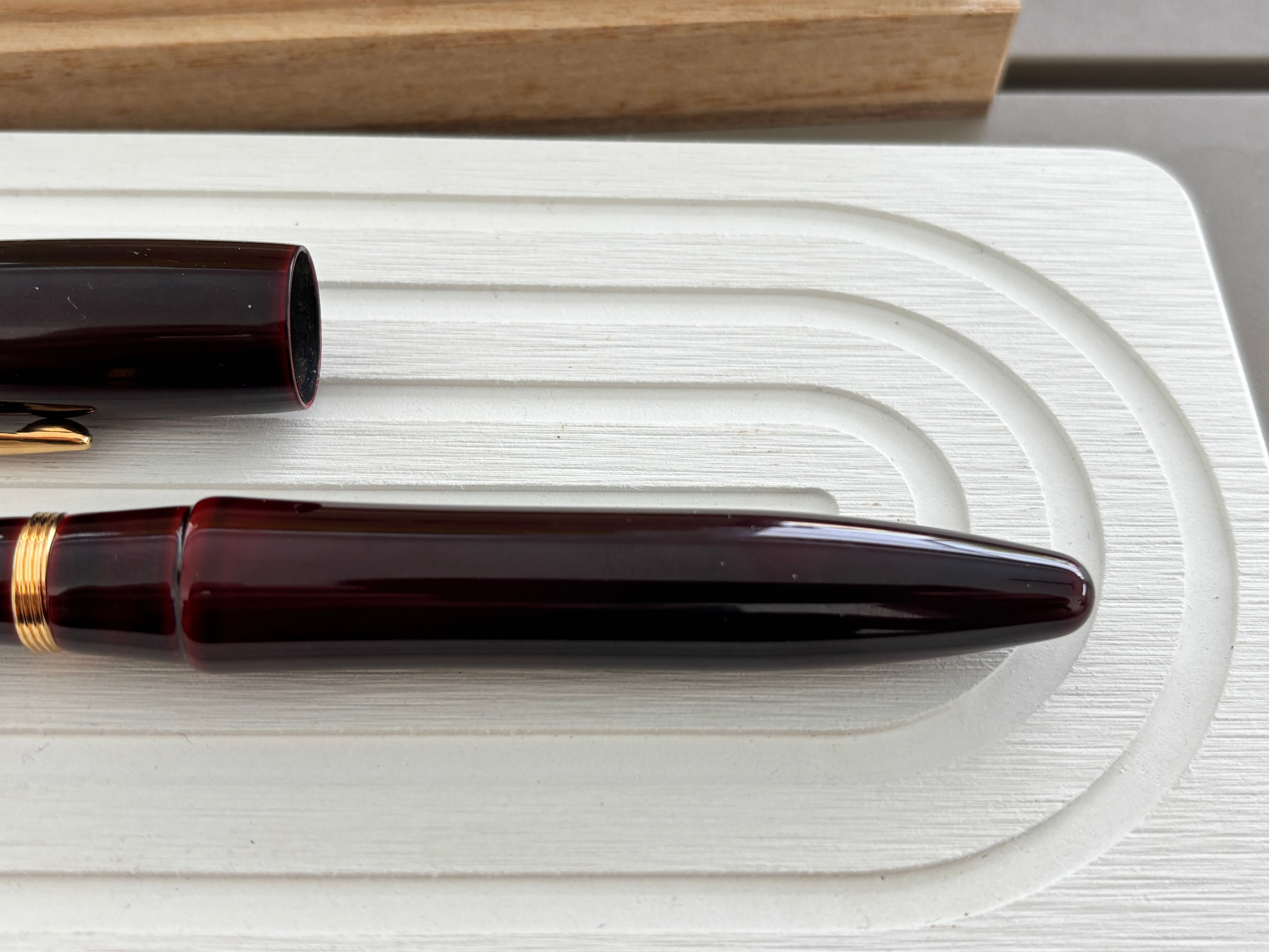 Platinum Izumo Aka (Red) Tamenuri - Fountain Pen
