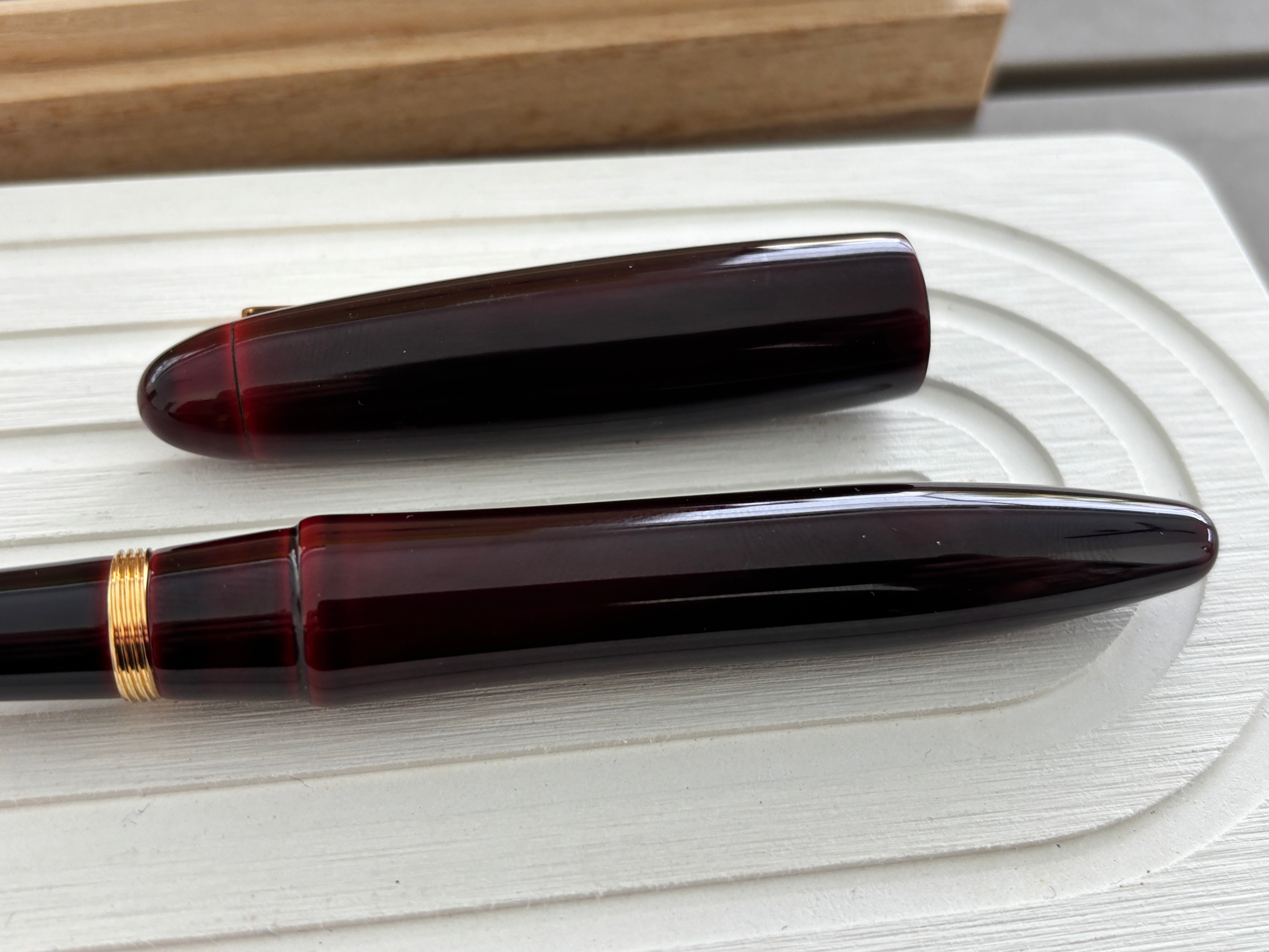 Platinum Izumo Aka (Red) Tamenuri - Fountain Pen