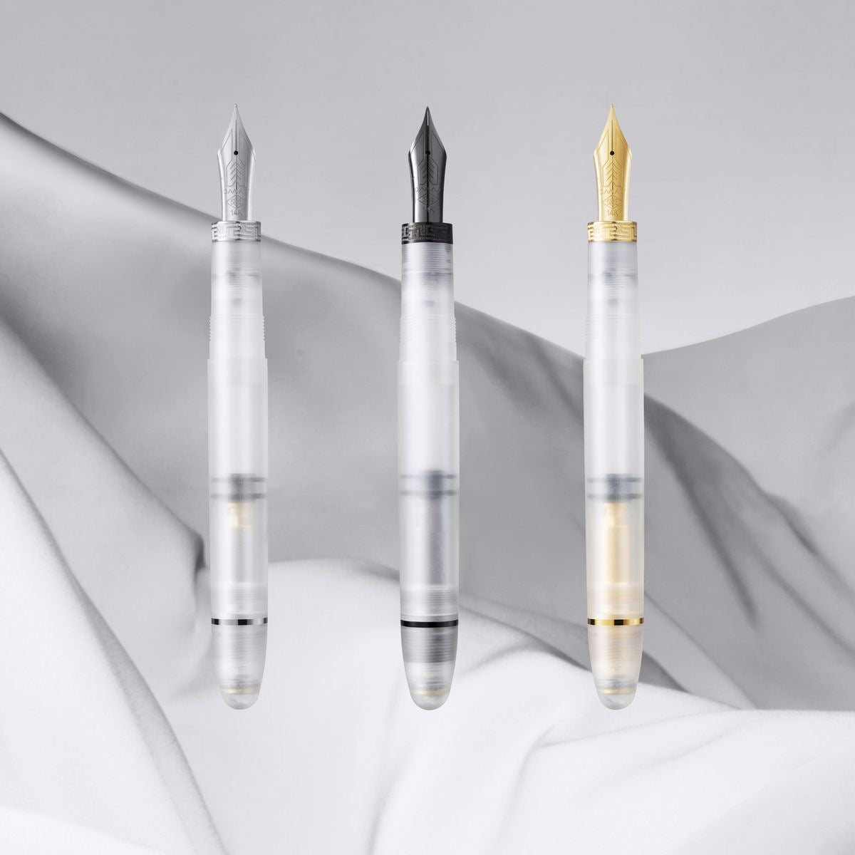 OMAS Ogiva Demonstrator Gold Trim - Fountain Pen