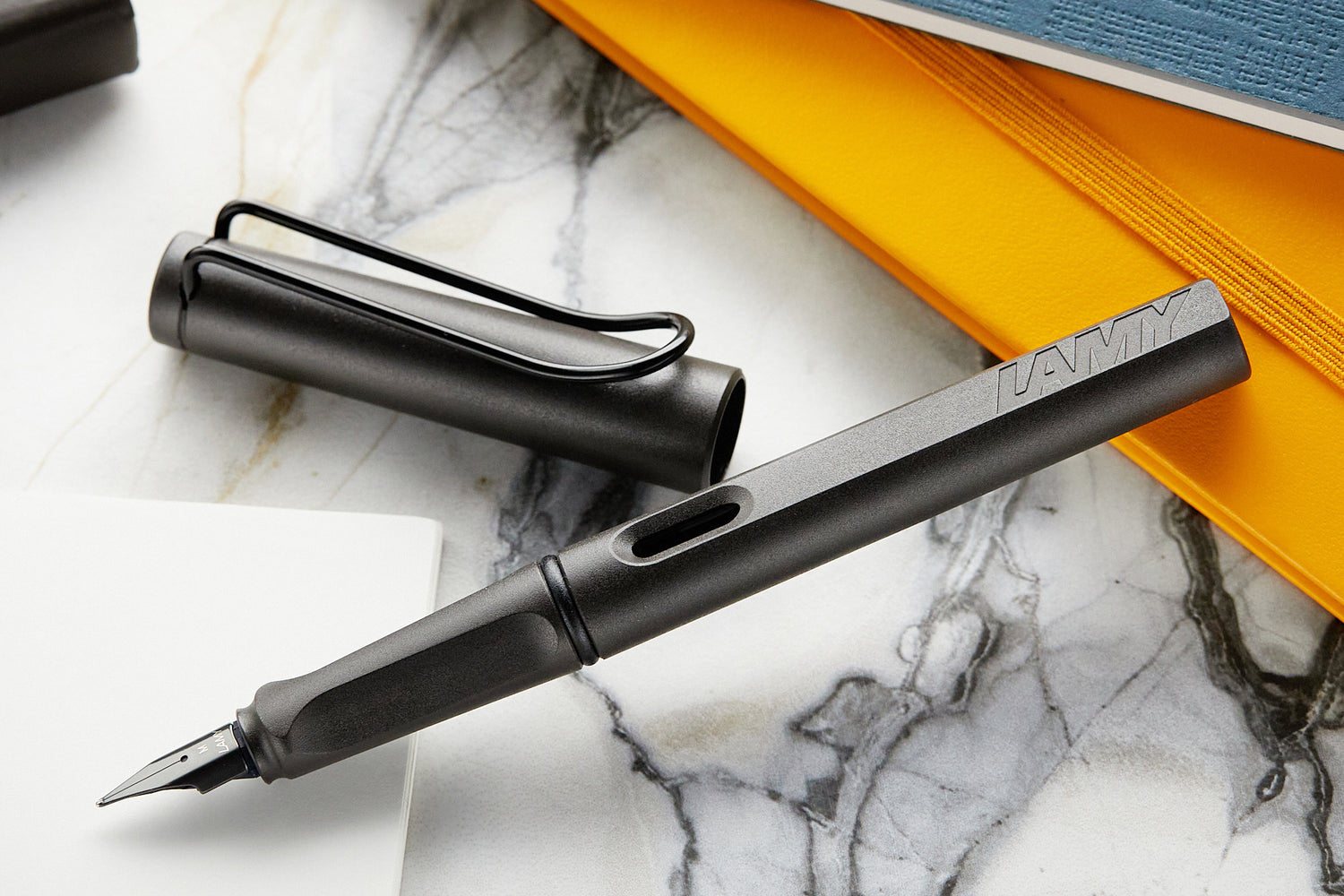 Lamy Safari Umbra/Charchoal Black - Fountain Pen