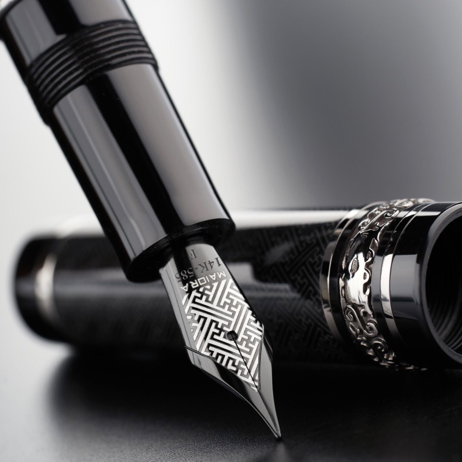 Maiora Alpha Dedalo Limited Edition