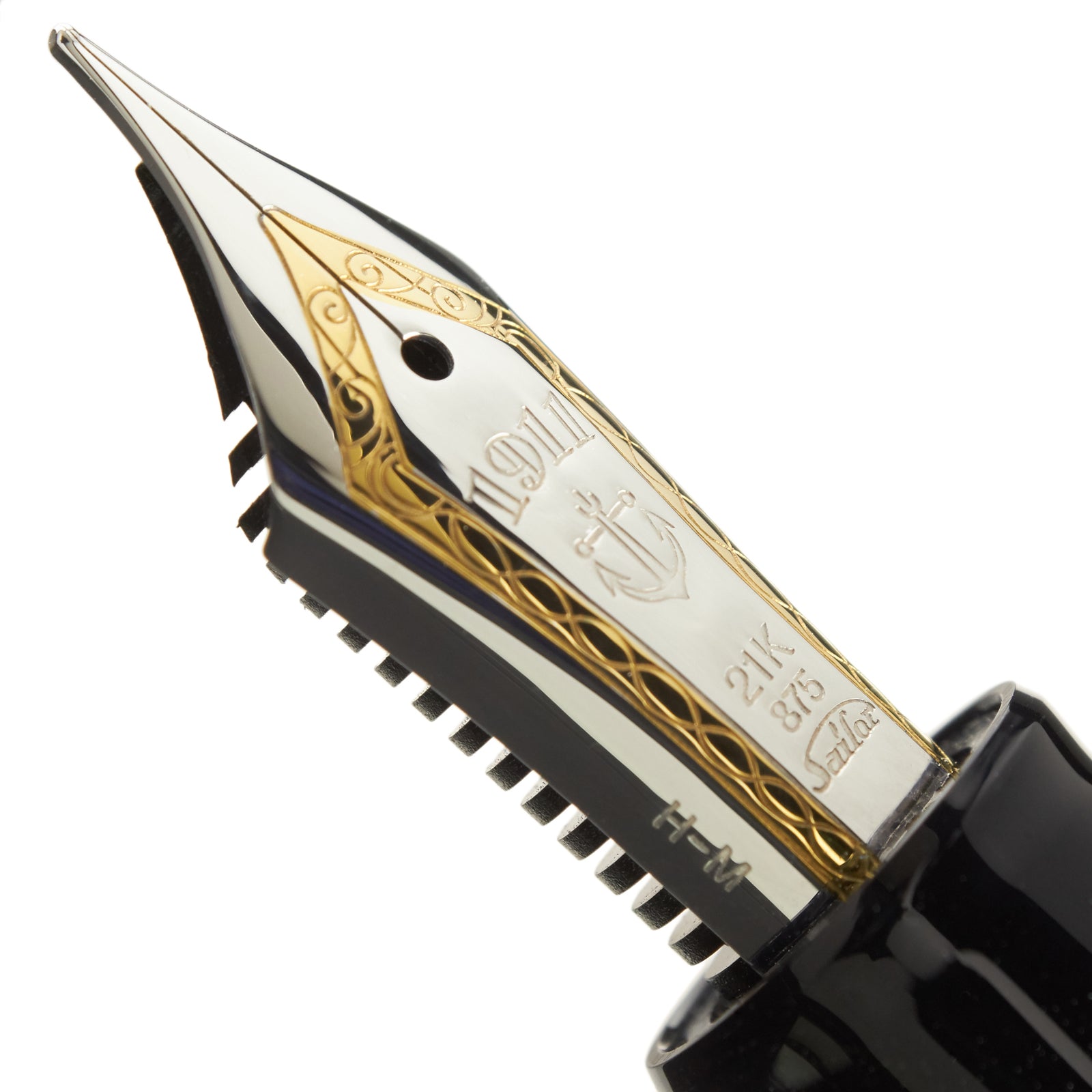 Sailor Pro Gear Classic Black Silver - nibs.com