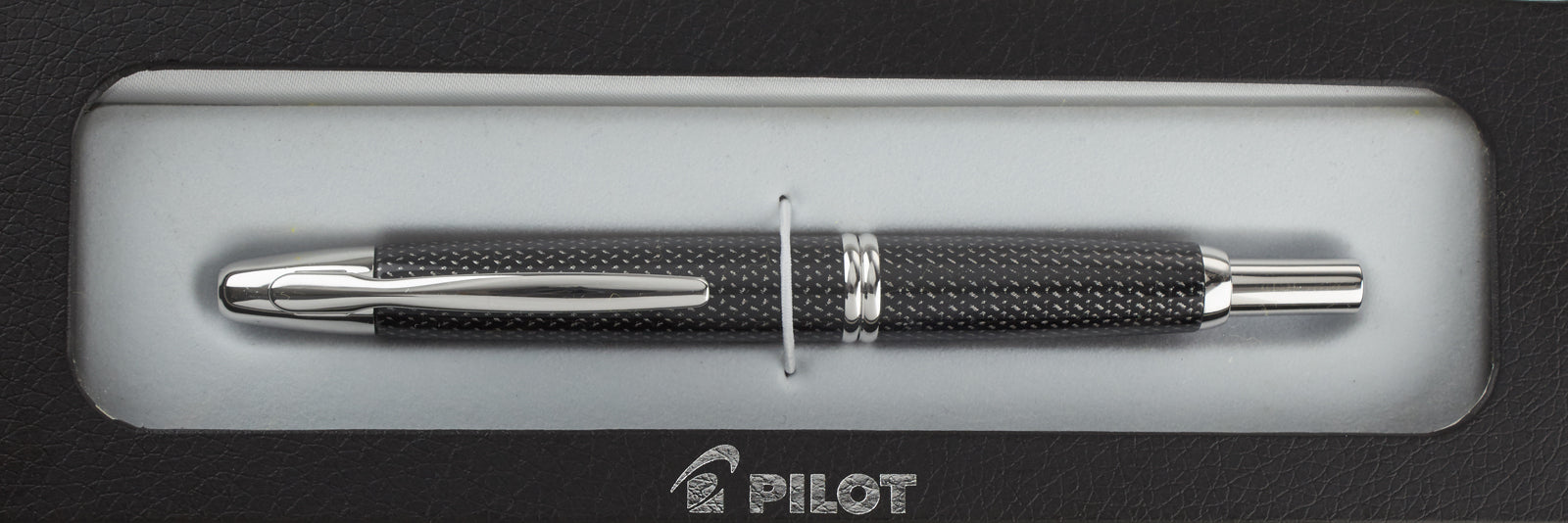 Pilot Vanishing Point Black Carbonesque - nibs.com